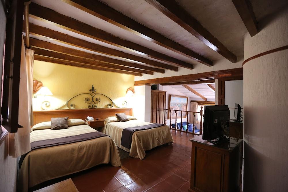 Villa San Jose Hotel & Suites モレリア エクステリア 写真